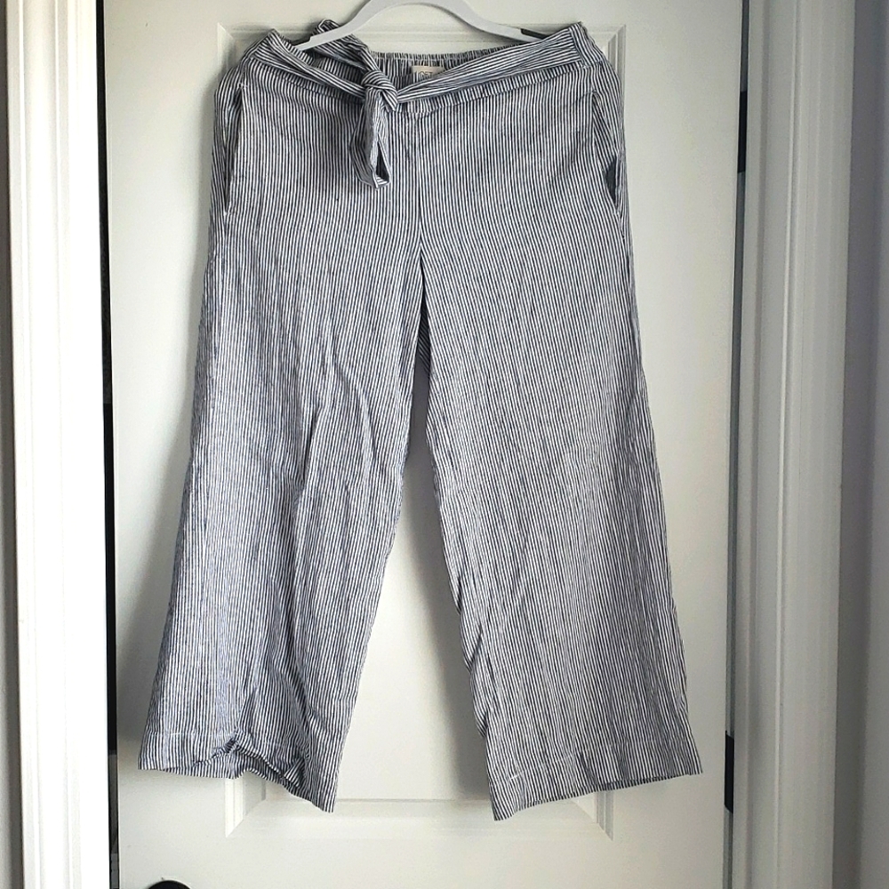 Wide leg crop pinstripe pants